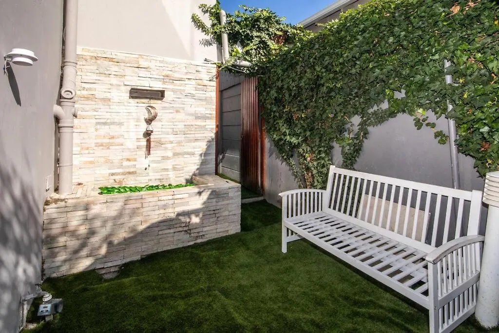 Hq Warm And Cosy 1 Bedroom Unit In Sea Point Cape Town South Africa
